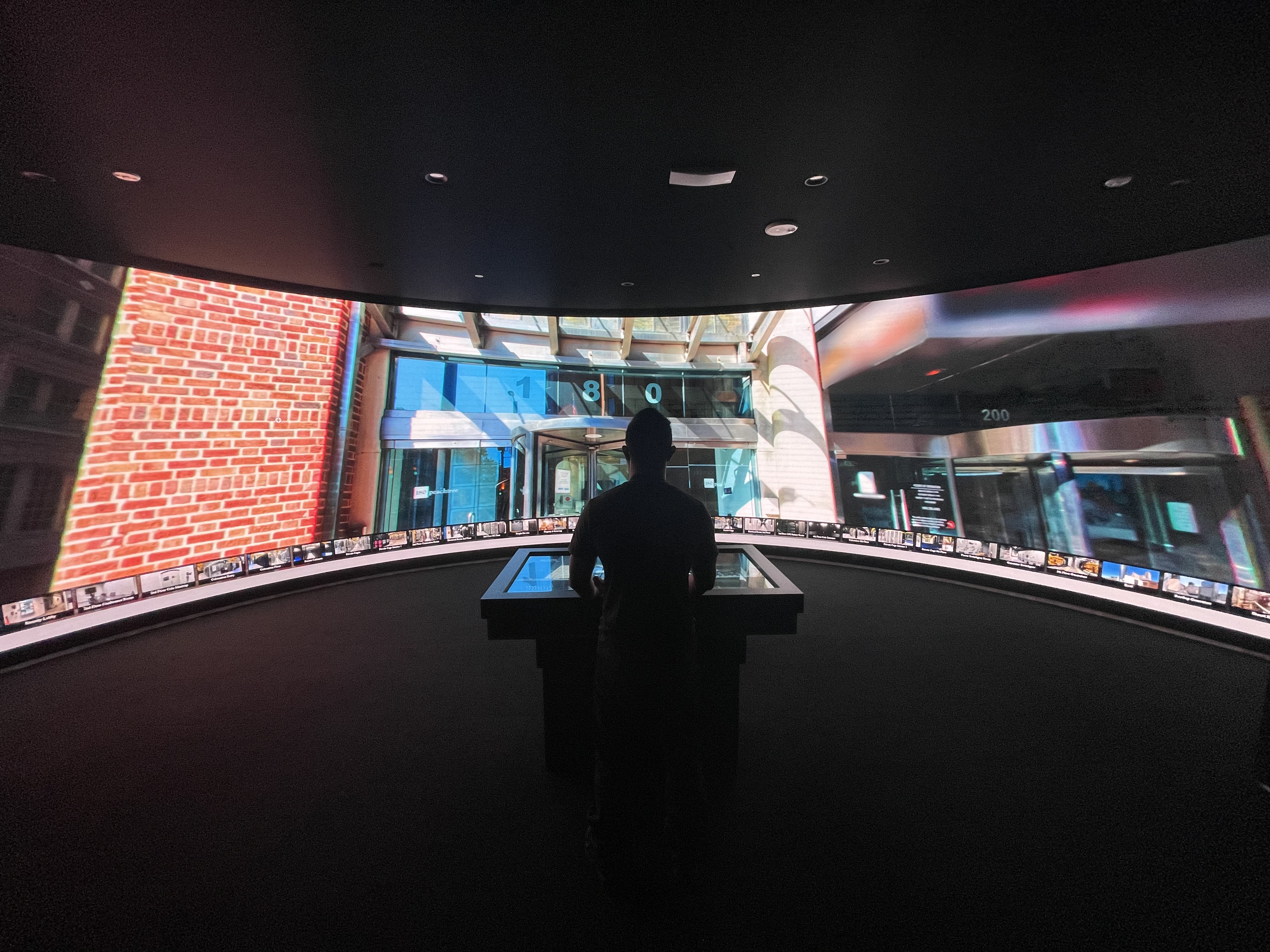 video wall, touchscreen